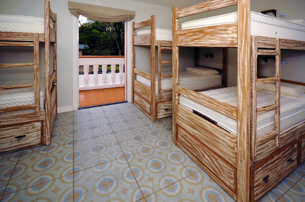 Hostel Poesia Foz do Iguacu Exterior photo